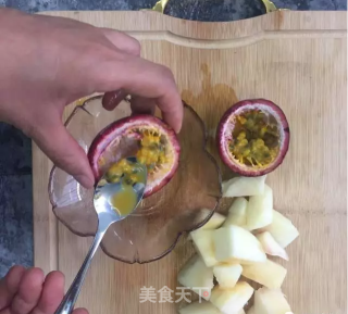 消暑的蜜桃水果茶的做法步骤：5