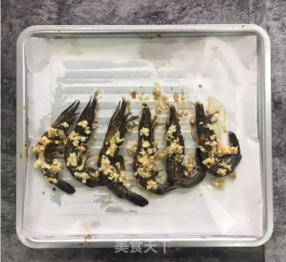 蒜蓉烤大虾的做法步骤：5