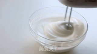 芒果酸奶蛋糕卷的做法步骤：5