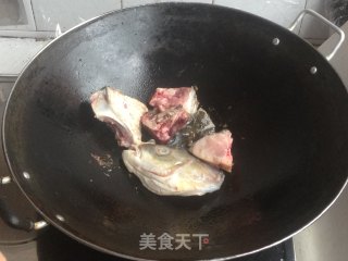 白贝鱼头豆腐汤的做法步骤：5