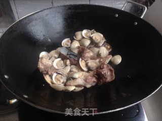 白贝鱼头豆腐汤的做法步骤：6