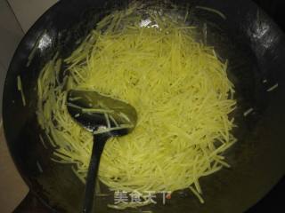 午餐肉炒土豆丝的做法步骤：5