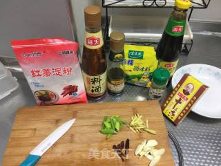秘制香蒸鳕鱼的做法步骤：1