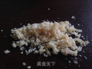 紫苏炒花甲的做法步骤：3