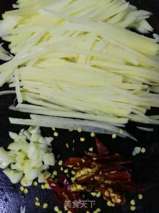 榨菜土豆丝的做法步骤：3