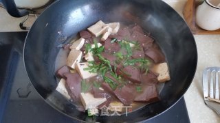 猪血豆腐羹的做法步骤：6