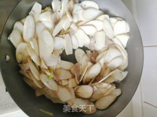 简单生活-鸡腿菇炒肉的做法步骤：6