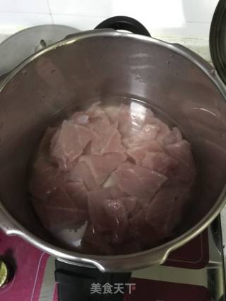 自制健康肉松的做法步骤：3