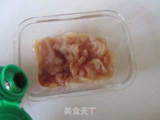芹菜千叶豆腐炒鸡丝的做法步骤：2