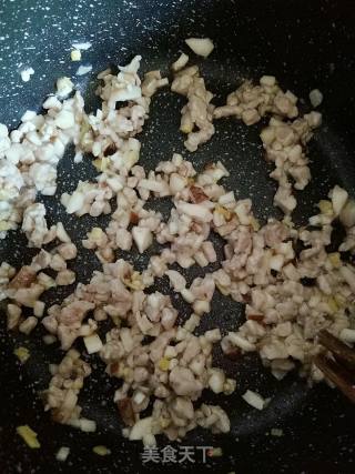 蘑菇瘦肉鸡蛋汤的做法步骤：4