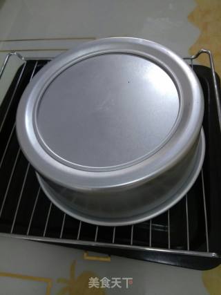 八寸戚风蛋糕的做法步骤：14