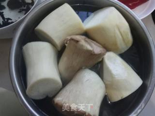 鱼香杏鲍菇的做法步骤：2