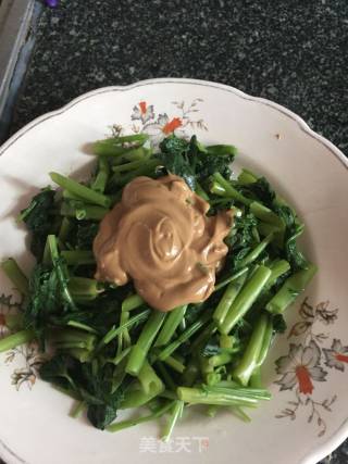 麻酱凉拌空心菜的做法步骤：3