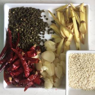 干煸牛肉，牛肉酱的做法步骤：2