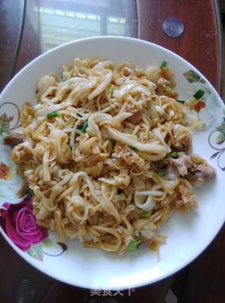 肉片炒河粉的做法步骤：9