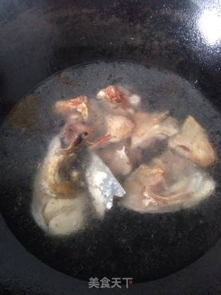 鱼头豆腐汤的做法步骤：2