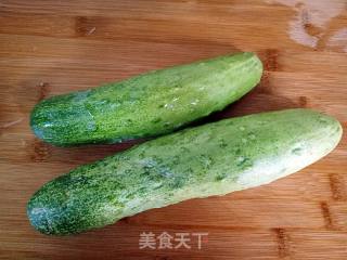 黄瓜炒蛋的做法步骤：1