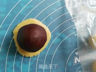 广式蛋黄月饼的做法步骤：9