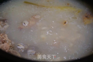 排骨薏仁冬瓜汤的做法步骤：4