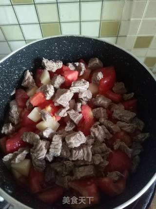 番茄炖牛肉的做法步骤：4