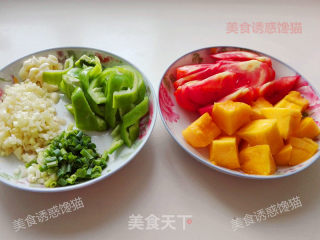 芒果蜜汁排骨的做法步骤：1