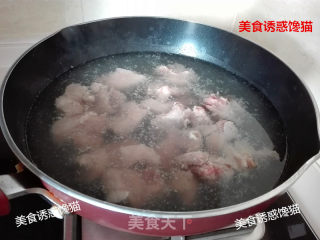 芒果蜜汁排骨的做法步骤：2