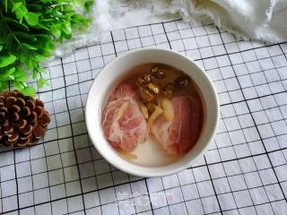 清肺化痰止咳食谱-石斛麦冬猪展汤的做法步骤：5