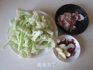 干锅花菜的做法步骤：1