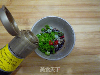 蒜泥拌鸡蛋的做法步骤：6