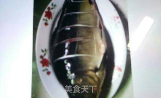 清蒸裸斑的做法步骤：1
