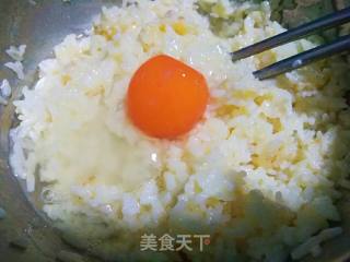 双蛋煎米饼的做法步骤：1