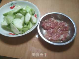 肉片炒丝瓜的做法步骤：4