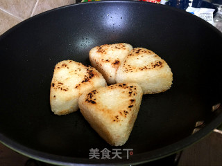 烤饭团子的做法步骤：11