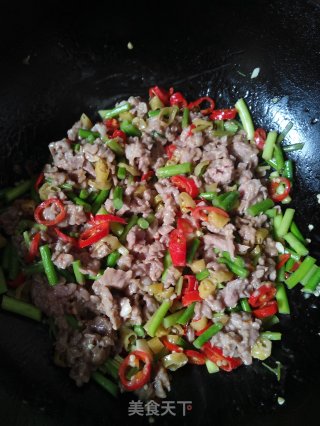 酸辣黄牛肉的做法步骤：10