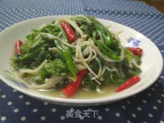 金针菇炒南瓜蔓的做法步骤：7