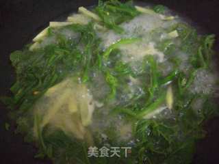 南瓜蔓土豆汤的做法步骤：5