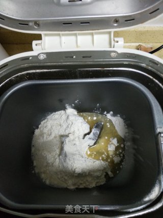 椒盐油酥饼的做法步骤：1