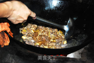 莲花血鸭的做法步骤：5