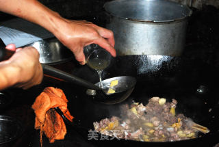 莲花血鸭的做法步骤：6