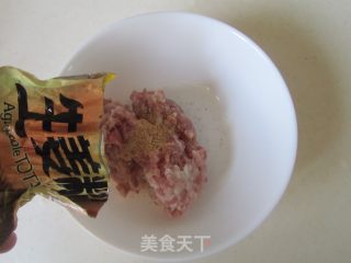 葫芦汆丸汤的做法步骤：1