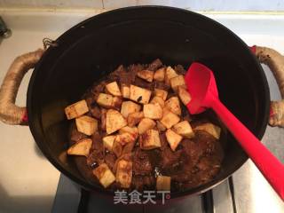 土豆烧牛肉的做法步骤：8