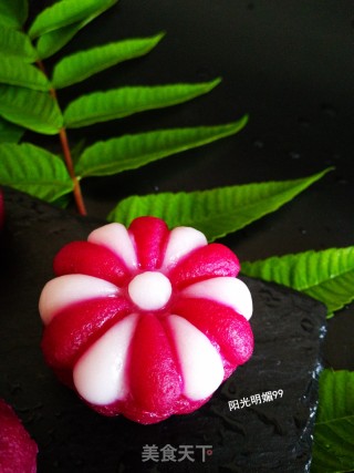 莲蓉花朵和果子的做法步骤：16