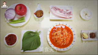 韩式辣白菜五花肉的做法步骤：1