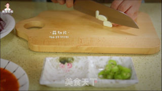 韩式辣白菜五花肉的做法步骤：5