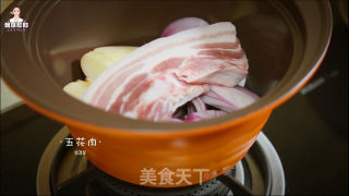 韩式辣白菜五花肉的做法步骤：7