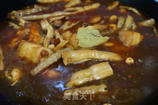 熏笋烧肉的做法步骤：11