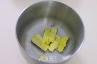 翻糖卡通纸杯蛋糕的做法步骤：2