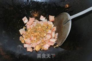 培根榨菜焗馒头的做法步骤：3