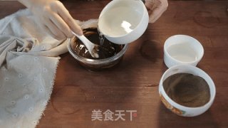 【小森妈妈菜谱】新吃法-夏日滋补龟苓膏的做法步骤：3