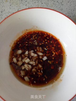 苦菊腊肠拌面的做法步骤：9